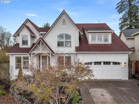 3614 NE Garfield Court Camas WA 98607