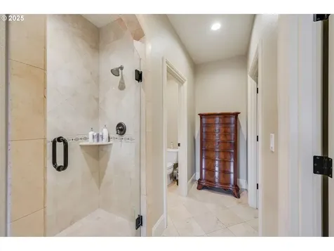 3614 NE Garfield Court Camas WA 98607