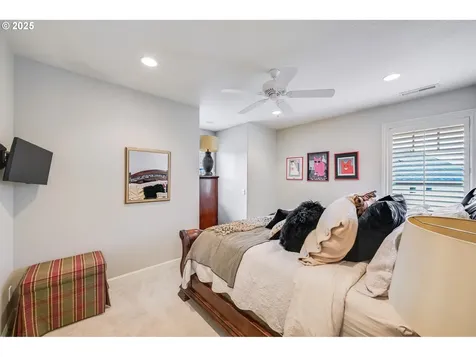 3614 NE Garfield Court Camas WA 98607
