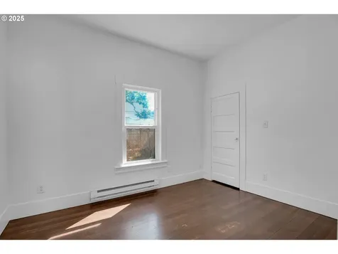 5913 SE 86th Avenue Portland OR 97266