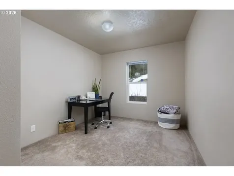 379 N Boulder Creek Drive Otis OR 97368