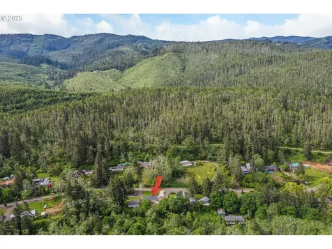 379 N Boulder Creek Drive Otis OR 97368