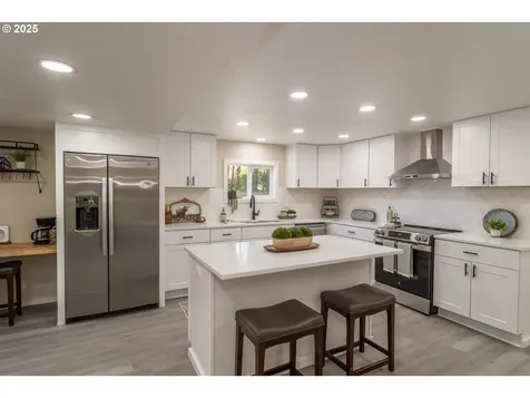 1052 Reston Road Roseburg OR 97471