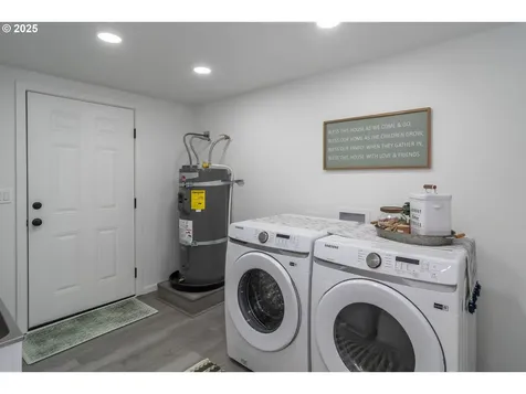 1052 Reston Road Roseburg OR 97471