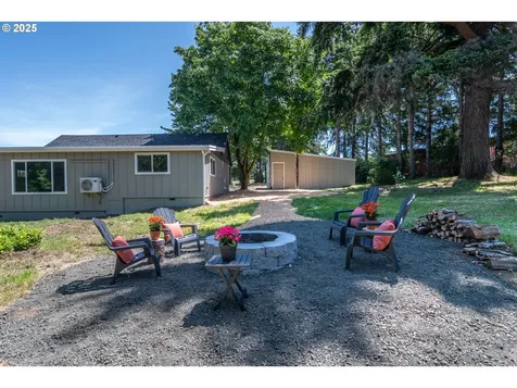 1052 Reston Road Roseburg OR 97471