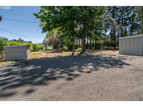 1052 Reston Road Roseburg OR 97471