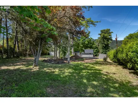 1052 Reston Road Roseburg OR 97471