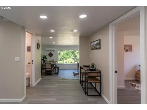 1052 Reston Road Roseburg OR 97471