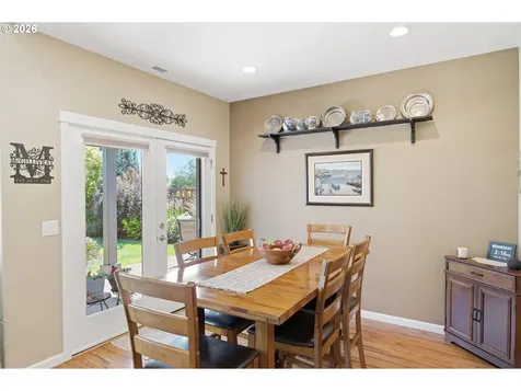 1589 SE Loganberry Street Dallas OR 97338