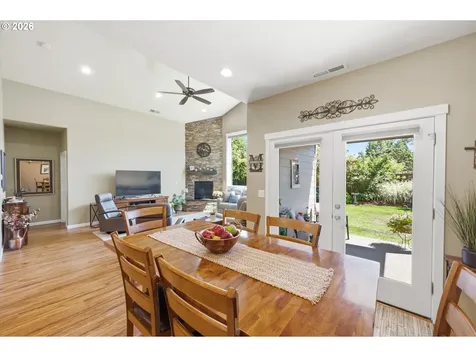 1589 SE Loganberry Street Dallas OR 97338