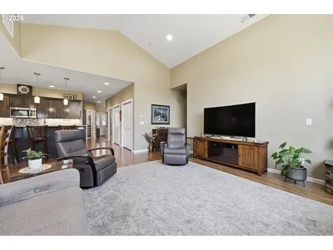 1589 SE Loganberry Street Dallas OR 97338