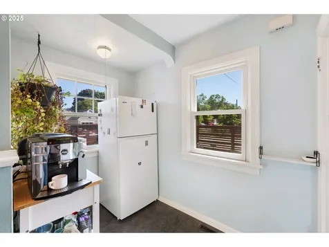 3710 SE 86th Avenue Portland OR 97266