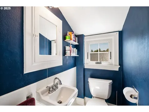 3710 SE 86th Avenue Portland OR 97266
