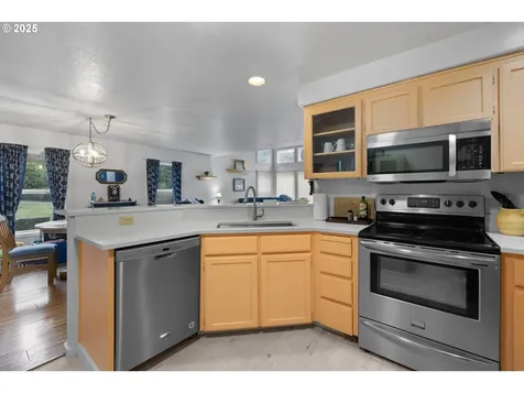 258 S Quadrant Street Rockaway Beach OR 97136