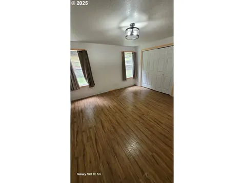 258 S Quadrant Street Rockaway Beach OR 97136