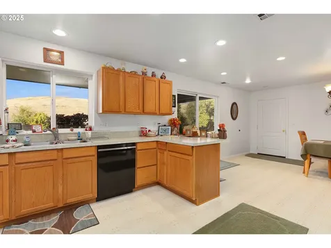 178 Dovetail Lane Sutherlin OR 97479