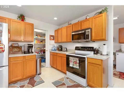 178 Dovetail Lane Sutherlin OR 97479