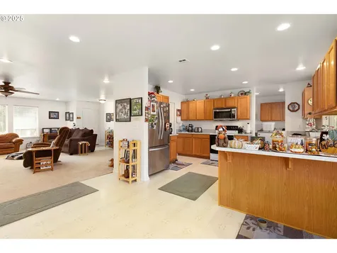 178 Dovetail Lane Sutherlin OR 97479