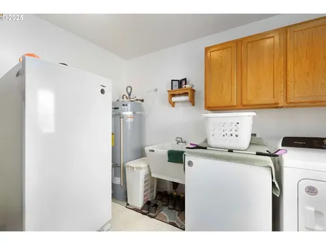 178 Dovetail Lane Sutherlin OR 97479