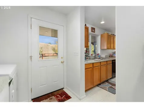 178 Dovetail Lane Sutherlin OR 97479