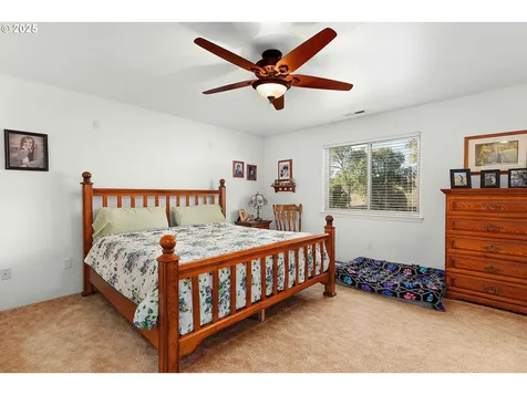 178 Dovetail Lane Sutherlin OR 97479