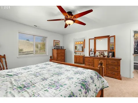 178 Dovetail Lane Sutherlin OR 97479