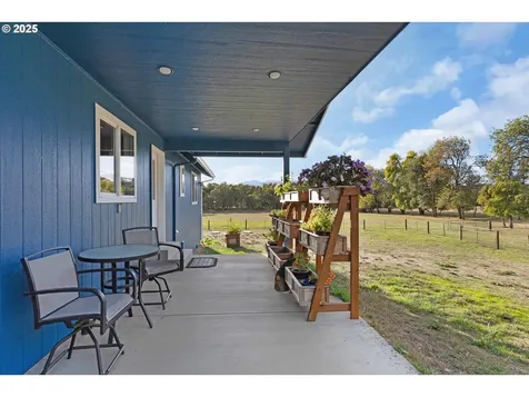 178 Dovetail Lane Sutherlin OR 97479