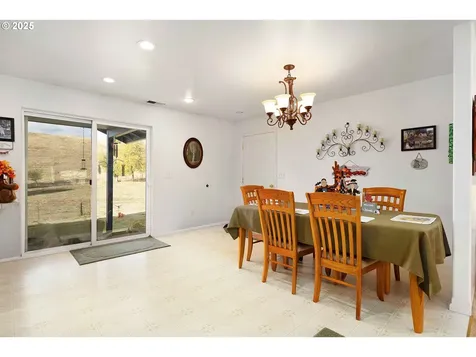 178 Dovetail Lane Sutherlin OR 97479