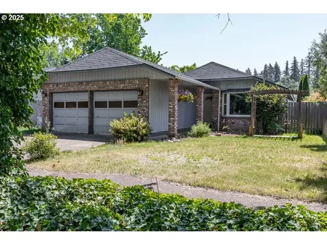 4855 Camellia Street Springfield OR 97478