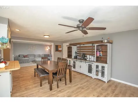 4855 Camellia Street Springfield OR 97478