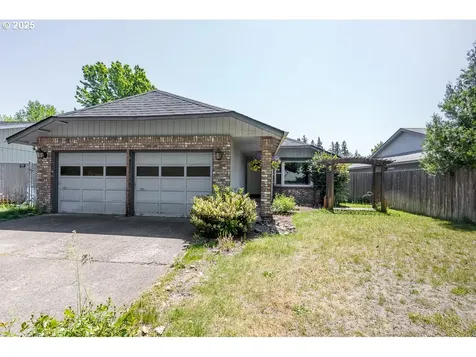 4855 Camellia Street Springfield OR 97478