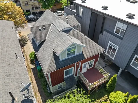 2165 NW Everett Street Portland OR 97210