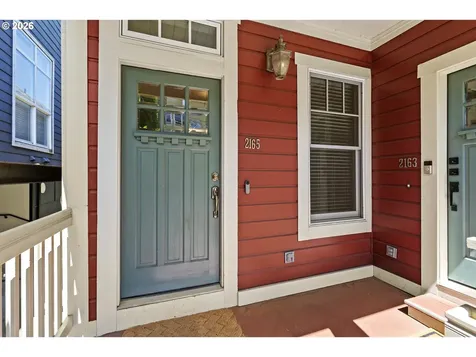 2165 NW Everett Street Portland OR 97210