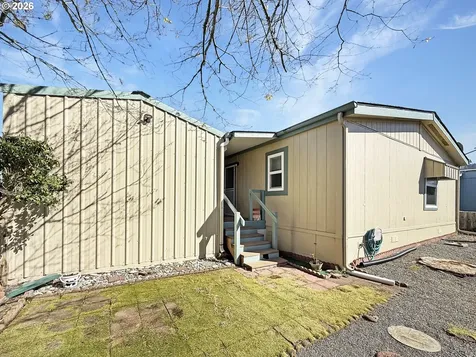 15889 Sunset Strip Brookings OR 97415