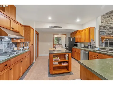 16650 Arctic Way Vernonia OR 97064