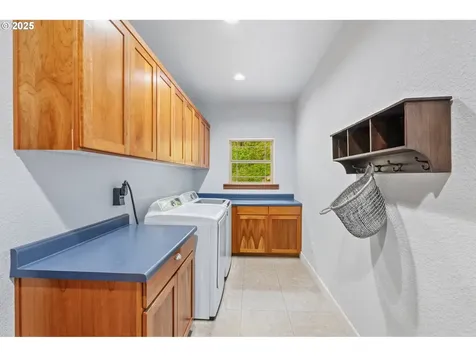 16650 Arctic Way Vernonia OR 97064