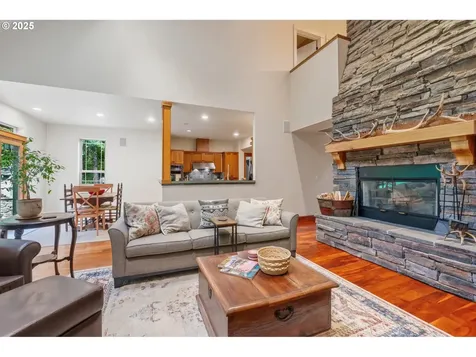 16650 Arctic Way Vernonia OR 97064