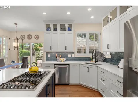 11869 NW Blackhawk Drive Portland OR 97229