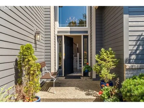 11869 NW Blackhawk Drive Portland OR 97229