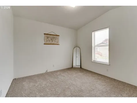 1699 N Terry Street Eugene OR 97402