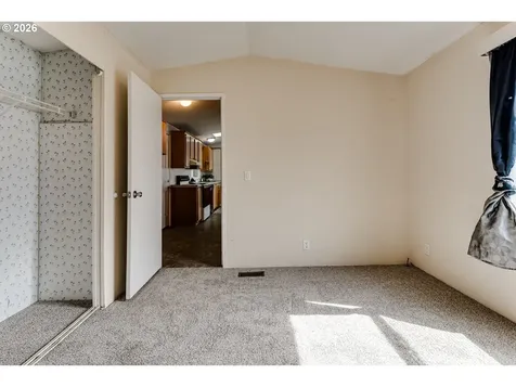 1699 N Terry Street Eugene OR 97402