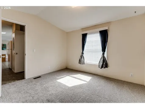 1699 N Terry Street Eugene OR 97402