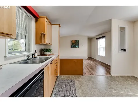 1699 N Terry Street Eugene OR 97402