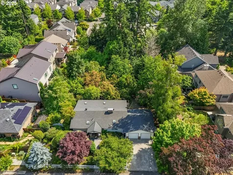 9150 SW Salmon Street Portland OR 97225