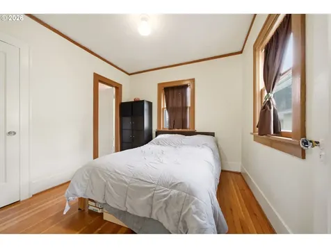 7135 SE Gladstone Street Portland OR 97206
