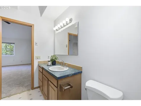 9500 SW Washington Drive Portland OR 97223