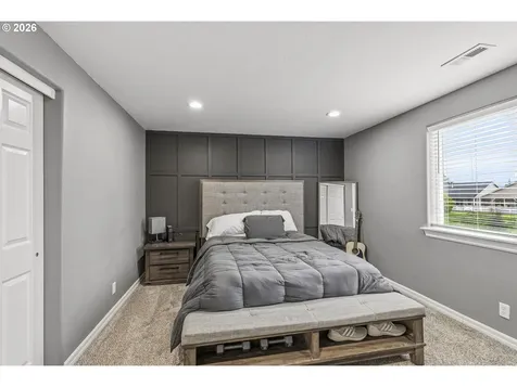 1826 Island Drive Longview WA 98632