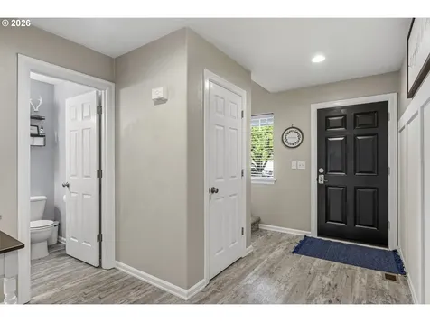 1826 Island Drive Longview WA 98632