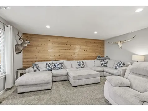 1826 Island Drive Longview WA 98632