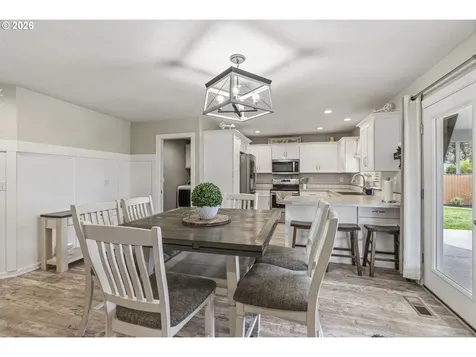 1826 Island Drive Longview WA 98632